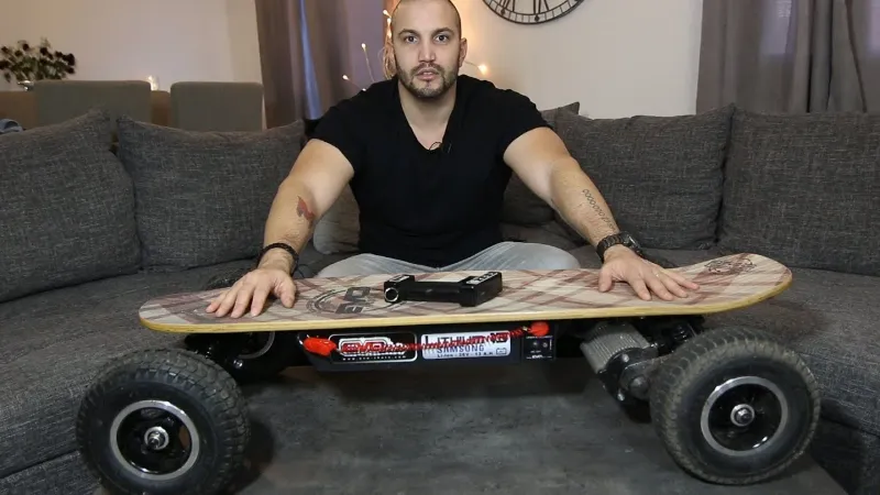 Planche À Roulettes Électrique : La Meilleur Pour Les Adolescents 11 planche a roulettes électrique